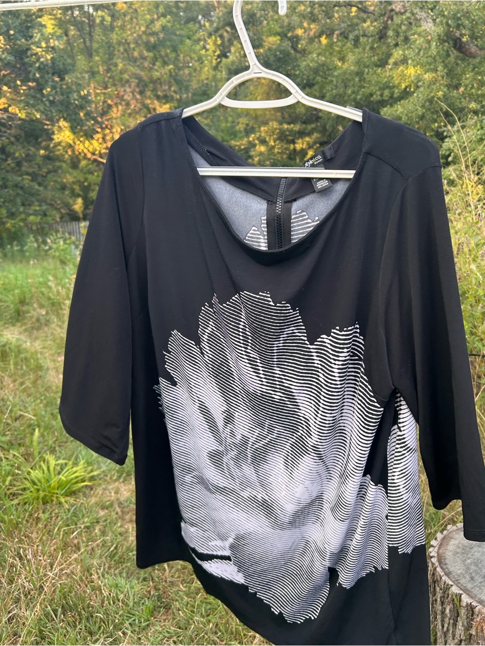 Style & Co. Black Scoop-Neck Top with White Floral Graphic